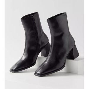 Vagabond Hedda booties